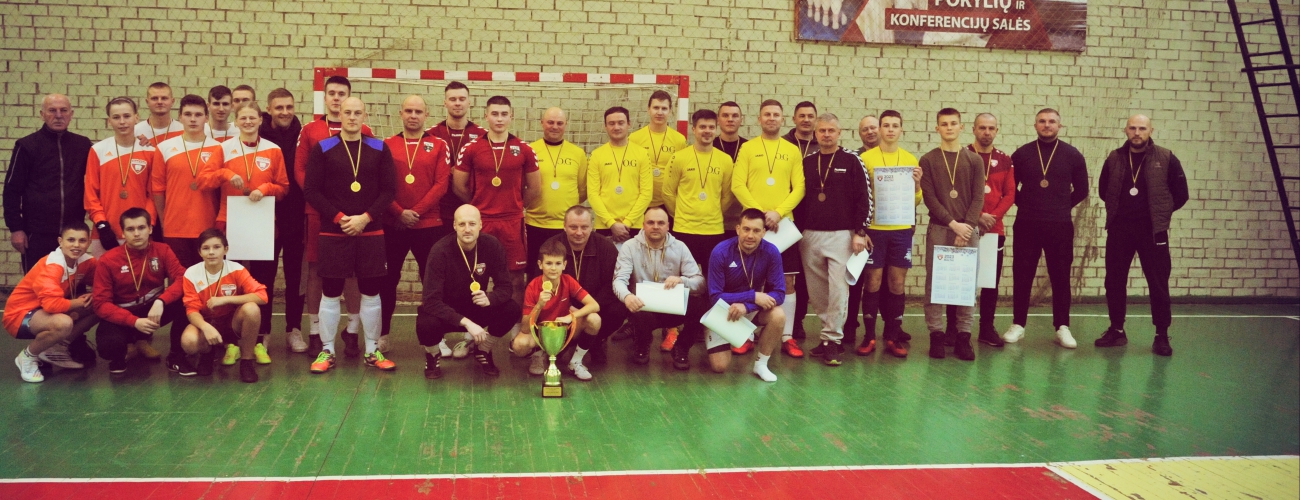 SAULĖ GRĮŽTA SU FUTBOLO KAMUOLIU!!!